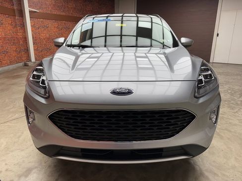 Certified 2022 Ford Escape Titanium w/ Class II Trailer Tow Package image 8