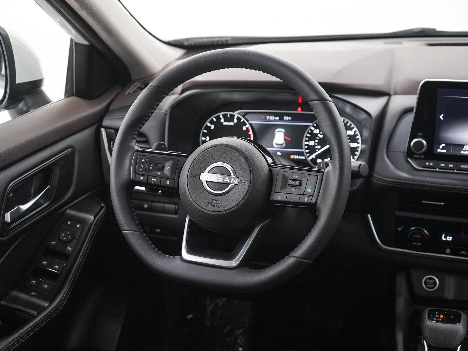 Used 2023 Nissan Rogue SV w/ SV Premium B Package AWD/4WD image 15