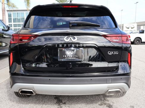 Certified 2023 INFINITI QX50 Luxe w/ Accent Package image 8