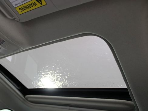 Used 2016 MAZDA MAZDA3 i Touring image 32