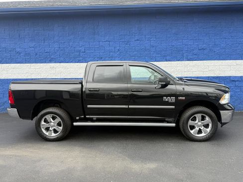 Used 2019 RAM 1500 Big Horn AWD/4WD image 2