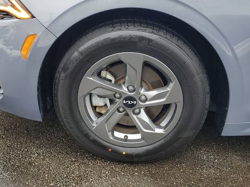 Used 2023 Kia K5 LXS image 11