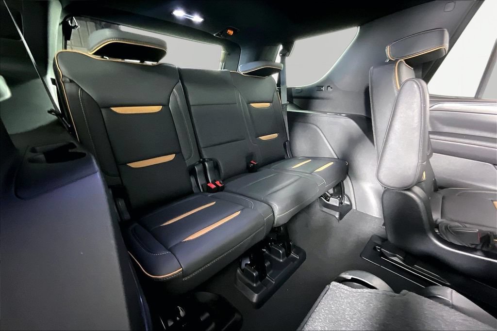 Certified 2023 GMC Yukon AT4 w/ Technology Package AWD/4WD image 24