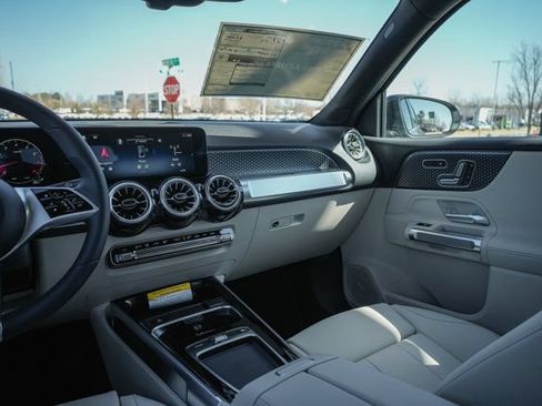 Certified 2026 Mercedes-Benz GLB 250 4MATIC image 22
