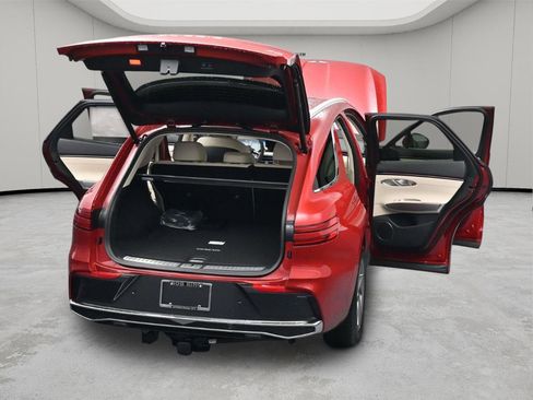 New 2026 Genesis GV70 2.5T Select image 16