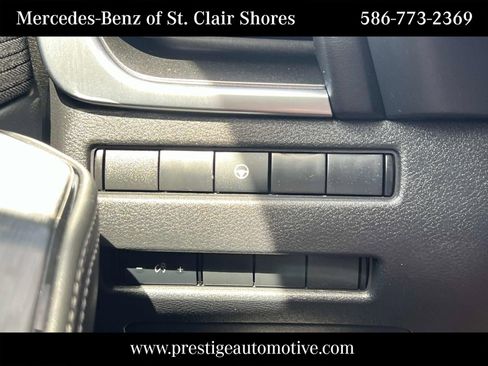 Used 2022 Nissan Rogue SV AWD/4WD image 30