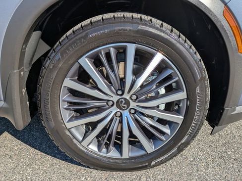 Used 2023 INFINITI QX60 Sensory w/ Vision Package image 11