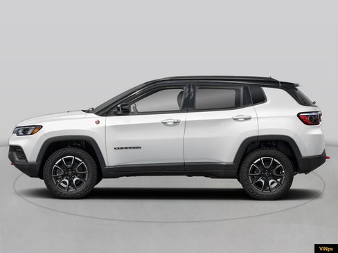 New 2026 Jeep Compass Trailhawk w/ Sun, Sound & Navigation Group AWD/4WD image 3