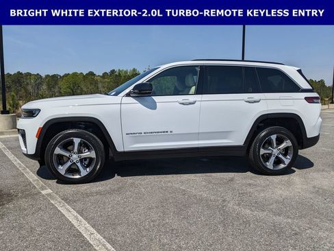 New 2026 Jeep Grand Cherokee Limited RWD image 8