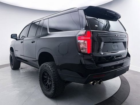 Used 2023 Chevrolet Suburban RST w/ Sport Performance Package image 31