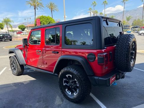 Used 2024 Jeep Wrangler Unlimited Rubicon 4xe AWD/4WD image 5