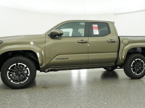 New 2026 Toyota Tacoma TRD Sport RWD image 18
