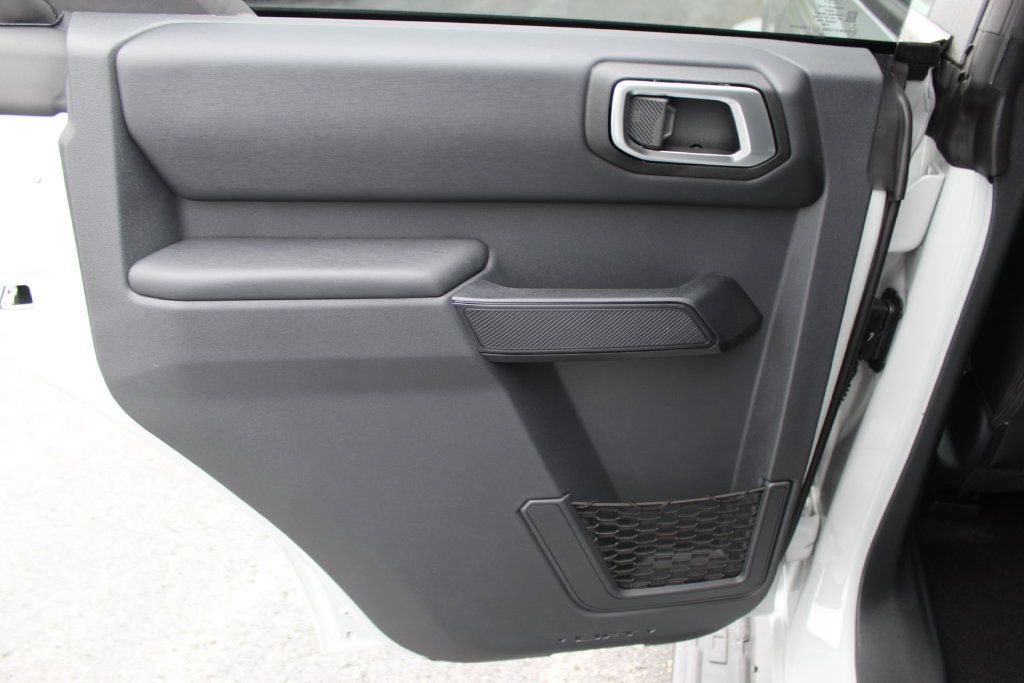 New 2026 Ford Bronco Outer Banks AWD/4WD image 17