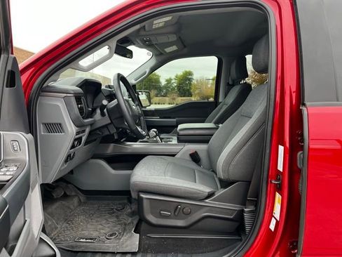 Used 2024 Ford F150 Lightning Flash image 20