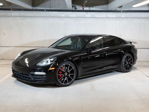 Certified 2020 Porsche Panamera GTS AWD/4WD image 1