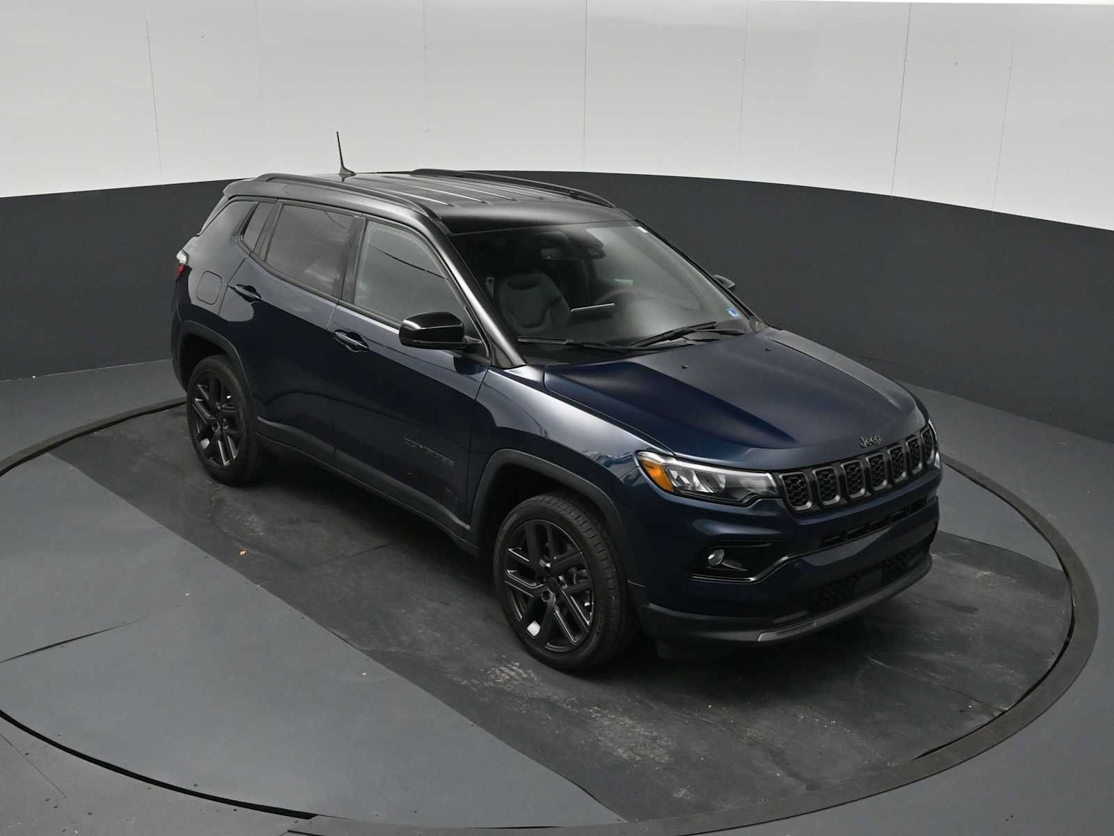 Used 2026 Jeep Compass Limited AWD/4WD image 20