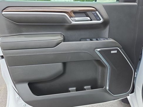 Used 2024 Chevrolet Silverado 1500 RST image 22