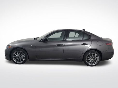 Used 2024 Alfa Romeo Giulia Ti w/ Active Assist Plus Package AWD/4WD image 7