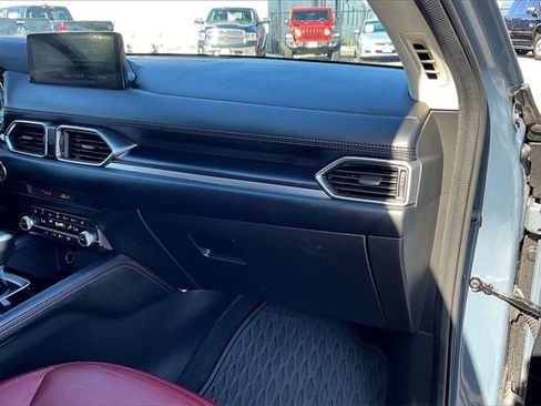 Used 2021 MAZDA CX-5 Carbon Edition image 15