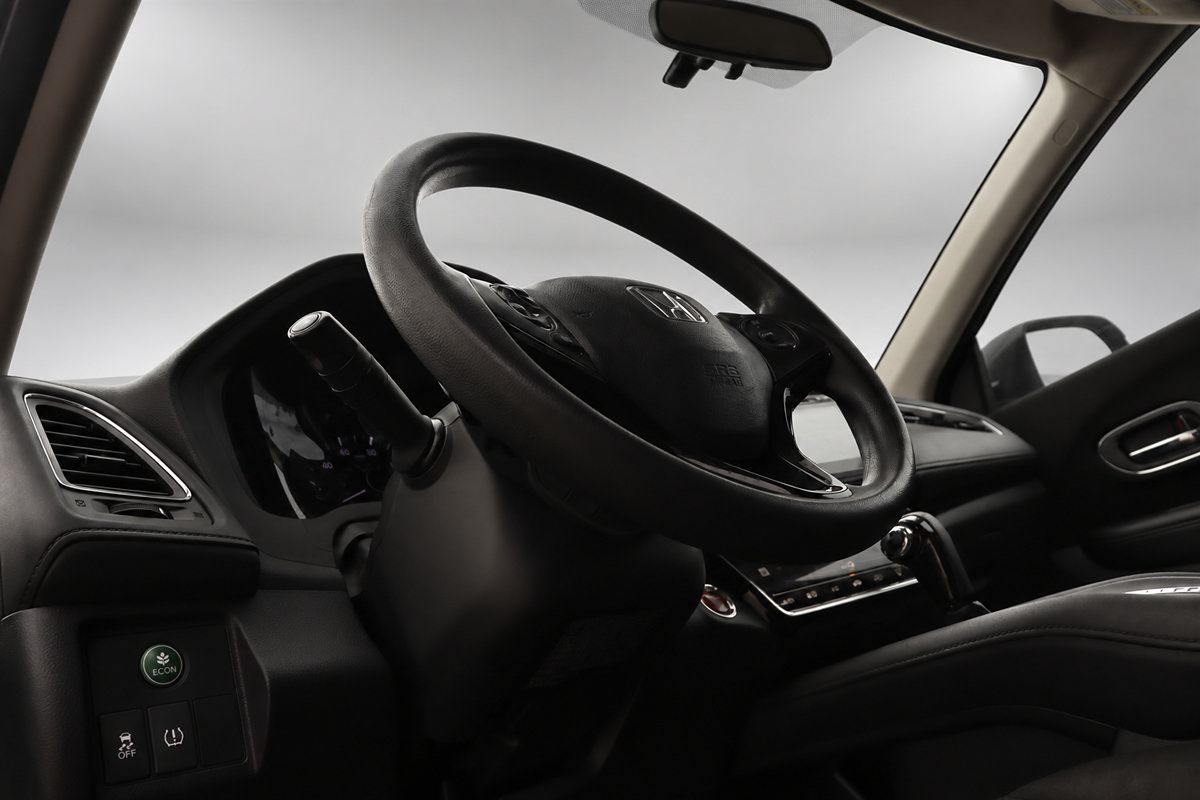 Used 2018 Honda HR-V EX image 27