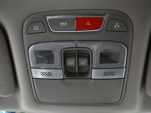 Used 2023 Kia Telluride AWD image 22