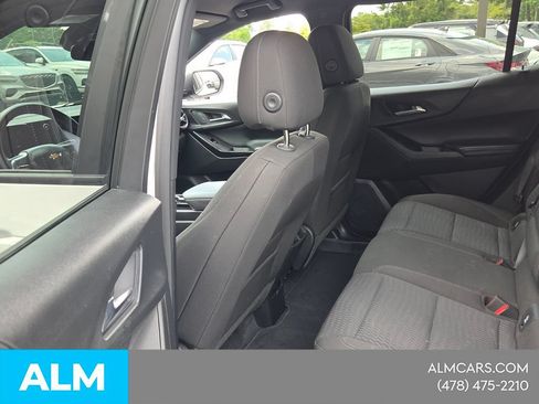 Used 2025 Chevrolet Equinox LT FWD image 9