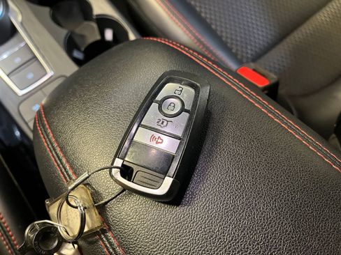 Used 2024 Ford Escape ST-Line image 22