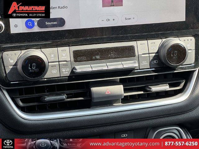 Certified 2024 Toyota Grand Highlander AWD image 34