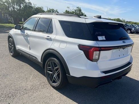 New 2025 Ford Explorer ST-Line w/ Premium Package image 6