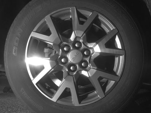 Used 2023 GMC Acadia SLT AWD/4WD image 12