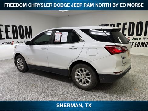 Used 2021 Chevrolet Equinox LT FWD image 6