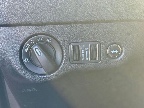 Used 2023 Dodge Charger SXT image 25