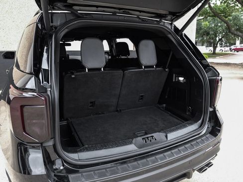 Used 2021 Ford Explorer ST w/ Equipment Group 401A AWD/4WD image 59