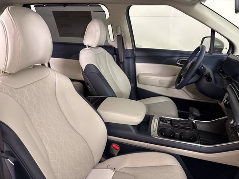 New 2026 Kia Carnival EX FWD image 20