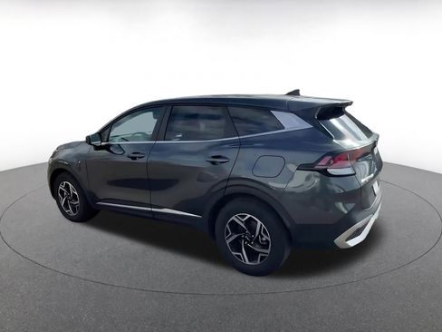 Used 2024 Kia Sportage LX image 10