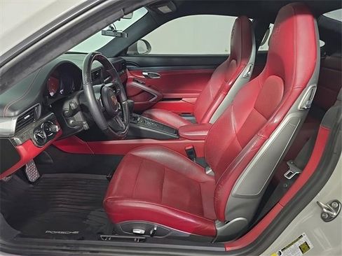 Used 2018 Porsche 911 Carrera GTS image 5