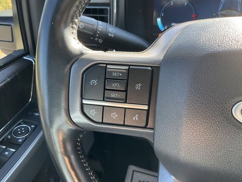 Used 2024 Ford F250 Lariat w/ Sport Appearance Package image 6