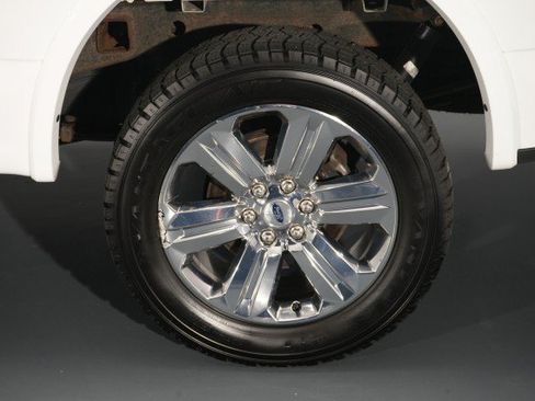 Used 2020 Ford F150 Lariat w/ Equipment Group 502A Luxury AWD/4WD image 28