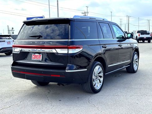 Used 2024 Lincoln Navigator Reserve image 6