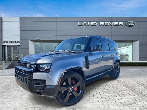 Used 2024 Land Rover Defender 110 X image 1