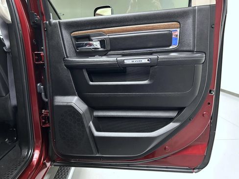Used 2018 RAM 2500 Laramie AWD/4WD image 17