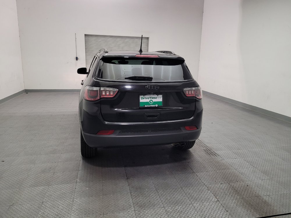 Used 2018 Jeep Compass Latitude w/ Popular Equipment Group FWD image 6