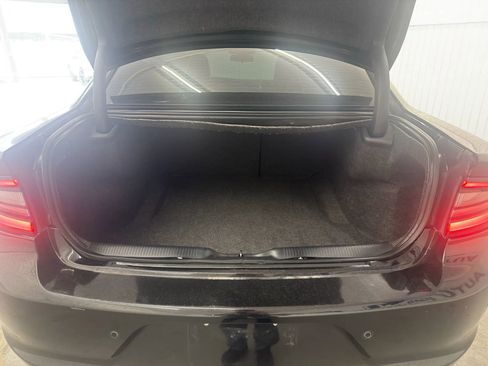Used 2019 Dodge Charger SXT image 13