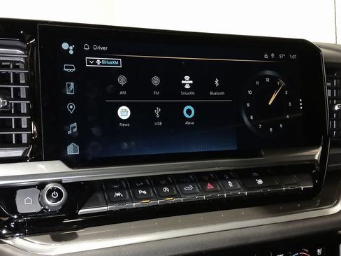 Used 2025 Chevrolet Silverado 1500 High Country w/ Technology Package image 22