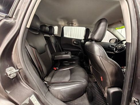 Used 2020 Jeep Compass Trailhawk AWD/4WD image 19