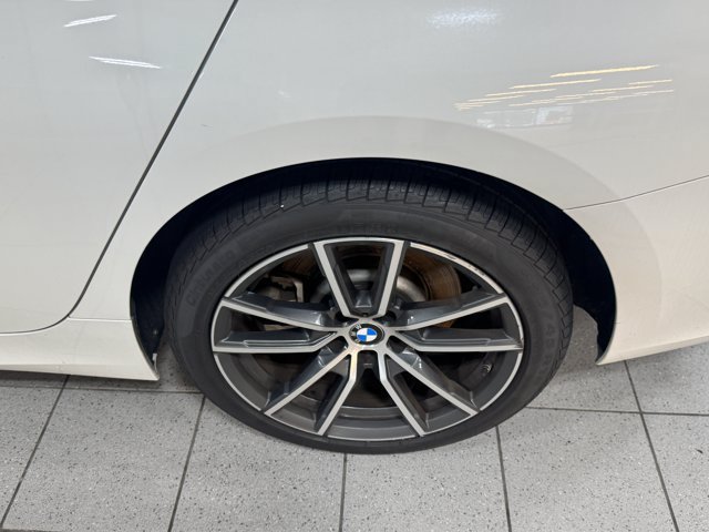 Used 2019 BMW 330i xDrive Sedan w/ Convenience Package AWD/4WD image 11