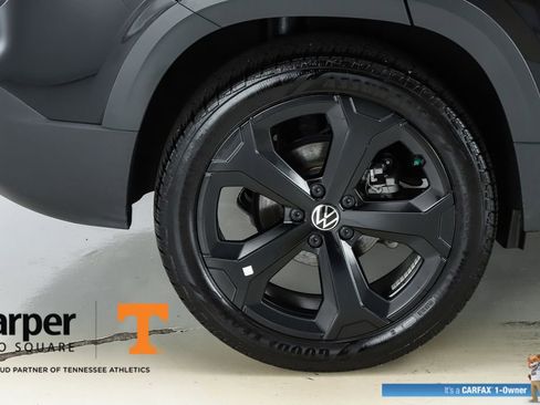 Used 2025 Volkswagen Taos SEL w/ Black Wheel Plus Package AWD/4WD image 51