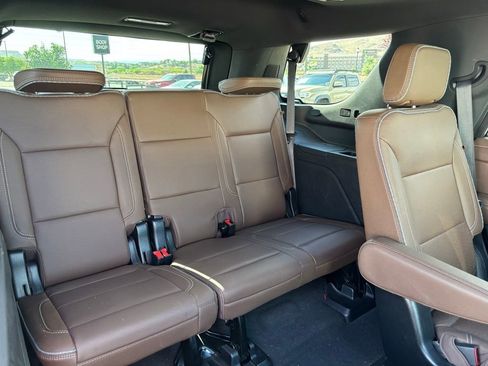 Used 2023 Chevrolet Tahoe High Country AWD/4WD image 35
