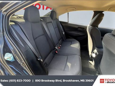 Used 2024 Toyota Corolla LE image 20