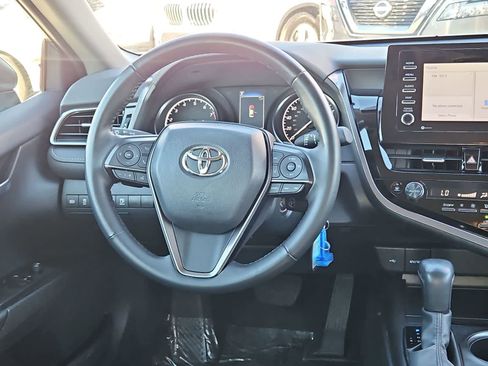 Used 2024 Toyota Camry SE image 24